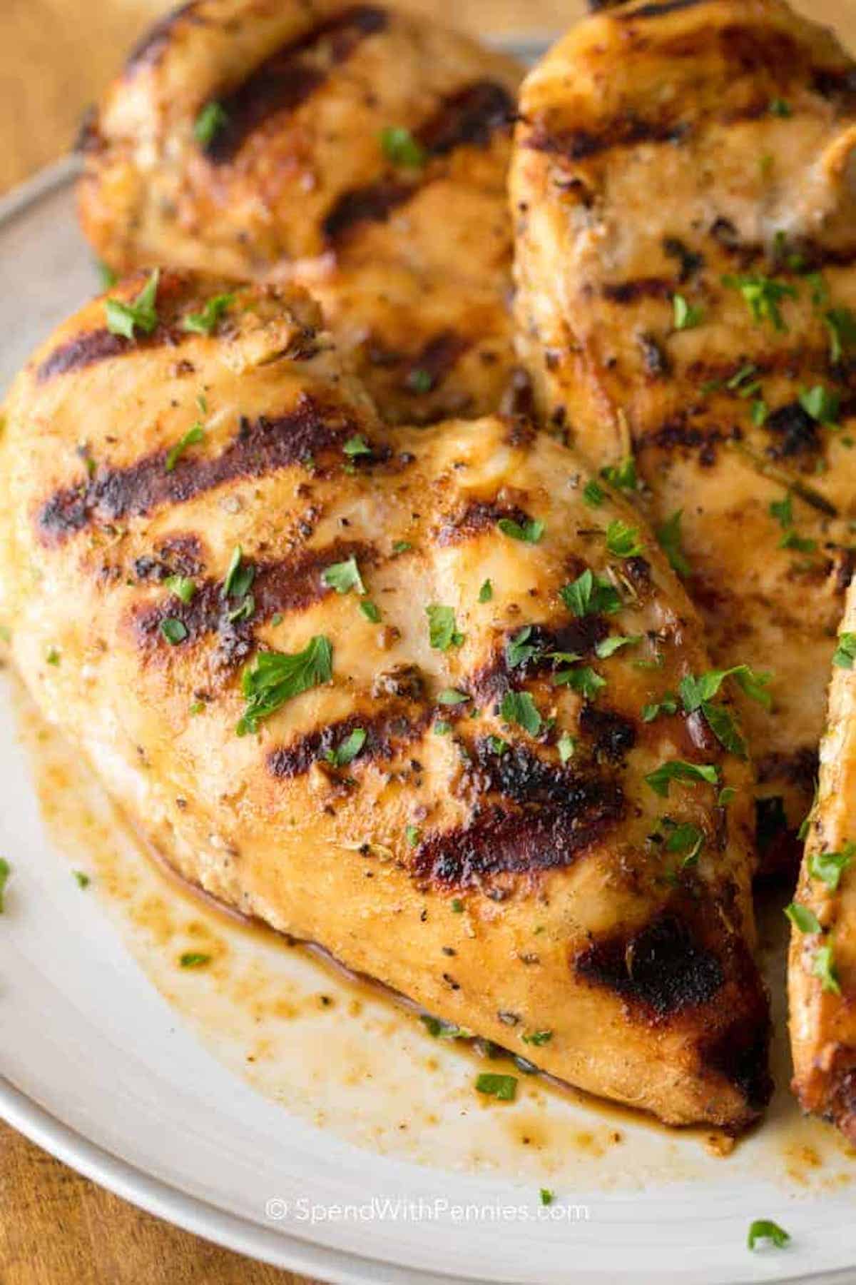 Grilled Chicken Breast: Lean Protein & Nutritional Benefits